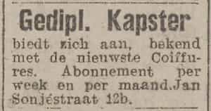Artikel 'Gediplomeerd Kapster' uit  van  dec 
