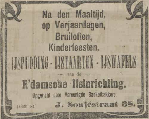 Artikel 'ijspudding — ijstaarten — ijswafels' uit De Maasbode van 28 okt 1926
