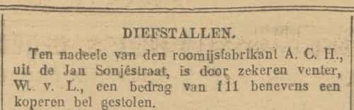 Artikel 'Diefstallen.' uit  van  dec 
