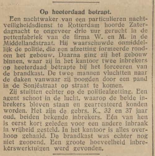 Artikel 'Op heeterdaad betrapt.' uit  van  dec 
