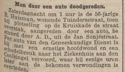 Artikel 'Man door een auto doodgereden.' uit  van  dec 
