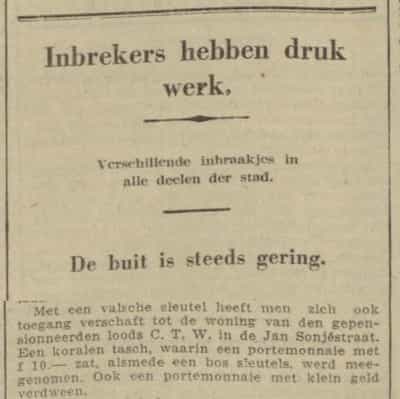 Artikel 'Inbrekers hebben druk werk.' uit  van  dec 
