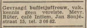 Artikel 'buffetjuffrouw,' uit  van  dec 
