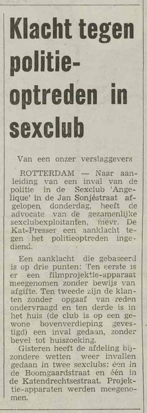 Artikel 'Klacht tegen politie-optreden in sexclub' uit Algemeen Dagblad van 8 apr 1982

