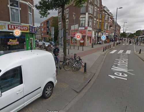 Artikel 'Straatbewoners slaan alarm over poging doodslag, intimidatie en drugshandel' uit  van  dec 
